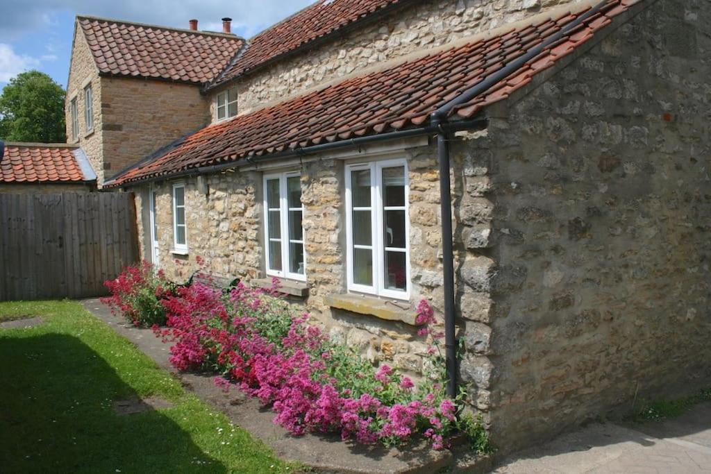 Pretty Yorkshire Stone Cottage Harome Kültér fotó